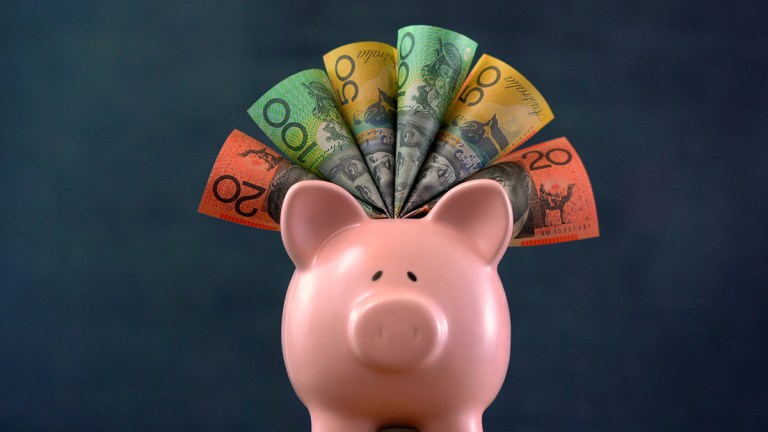 australian_dollars_piggy_bank