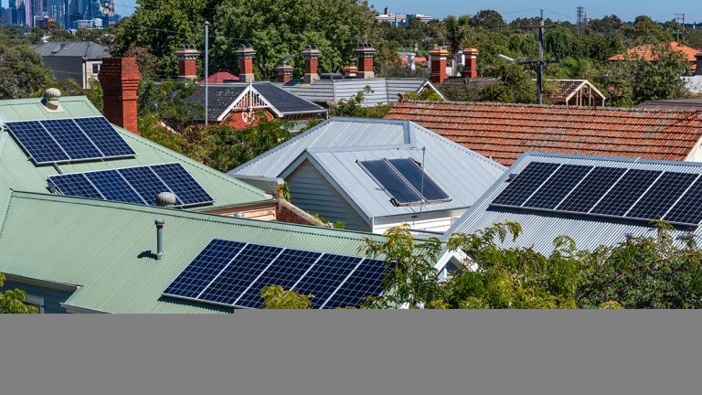 solar_panels_on_roofs_in_australian_suburb