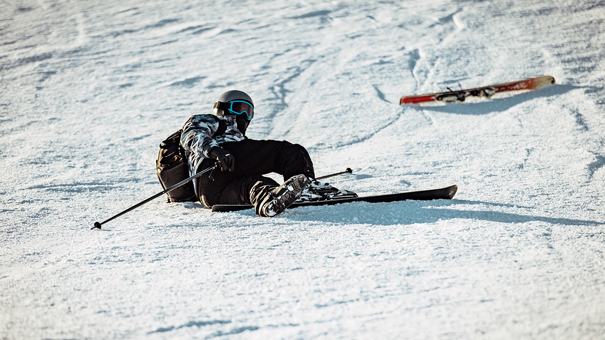 fallen_skier_after_crash_on_ski_slope