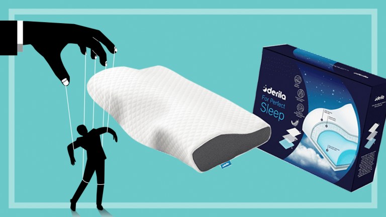 puppeteer_and_derilla_pillow